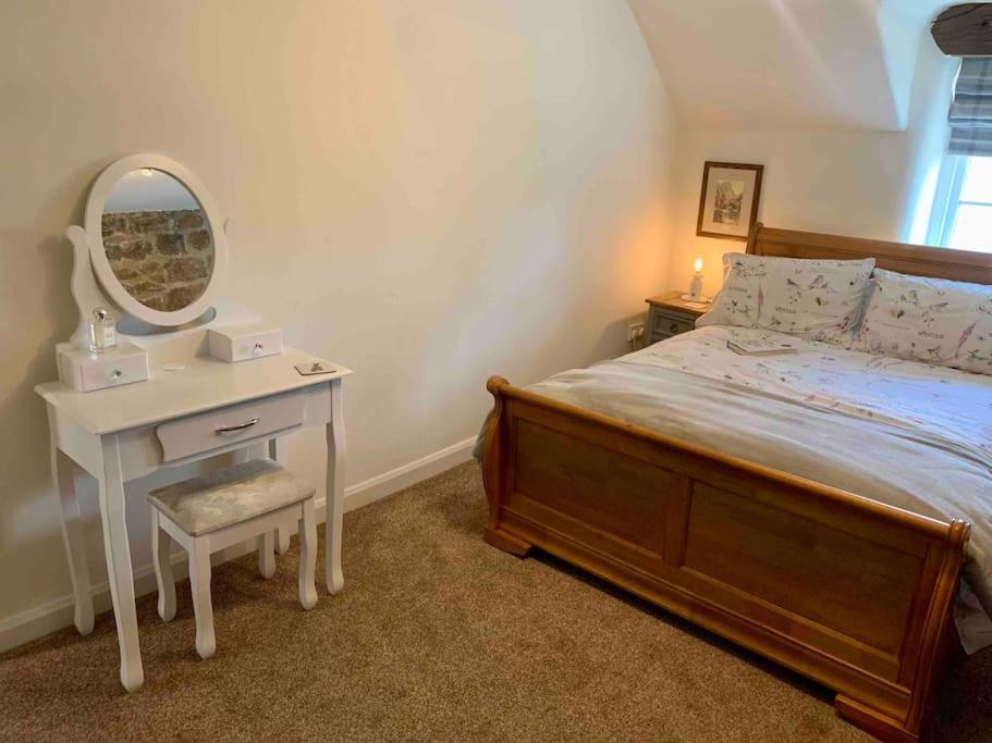 Gorgeous Cozy Cottage With A Heritage Feel, Walks, Pubs & Wood Burner Tideswell Extérieur photo