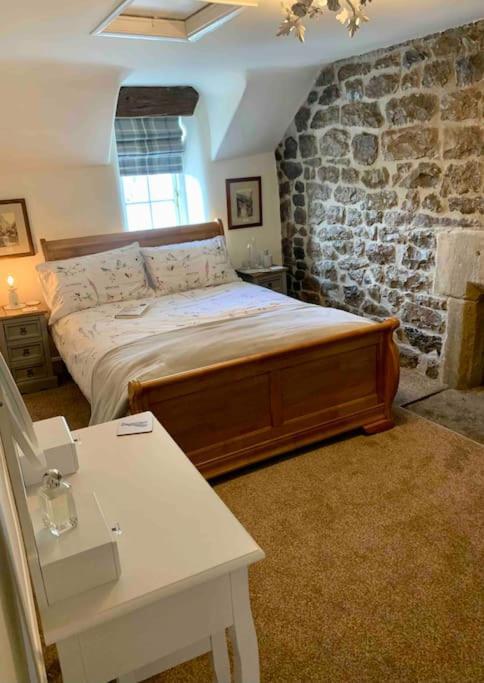 Gorgeous Cozy Cottage With A Heritage Feel, Walks, Pubs & Wood Burner Tideswell Extérieur photo