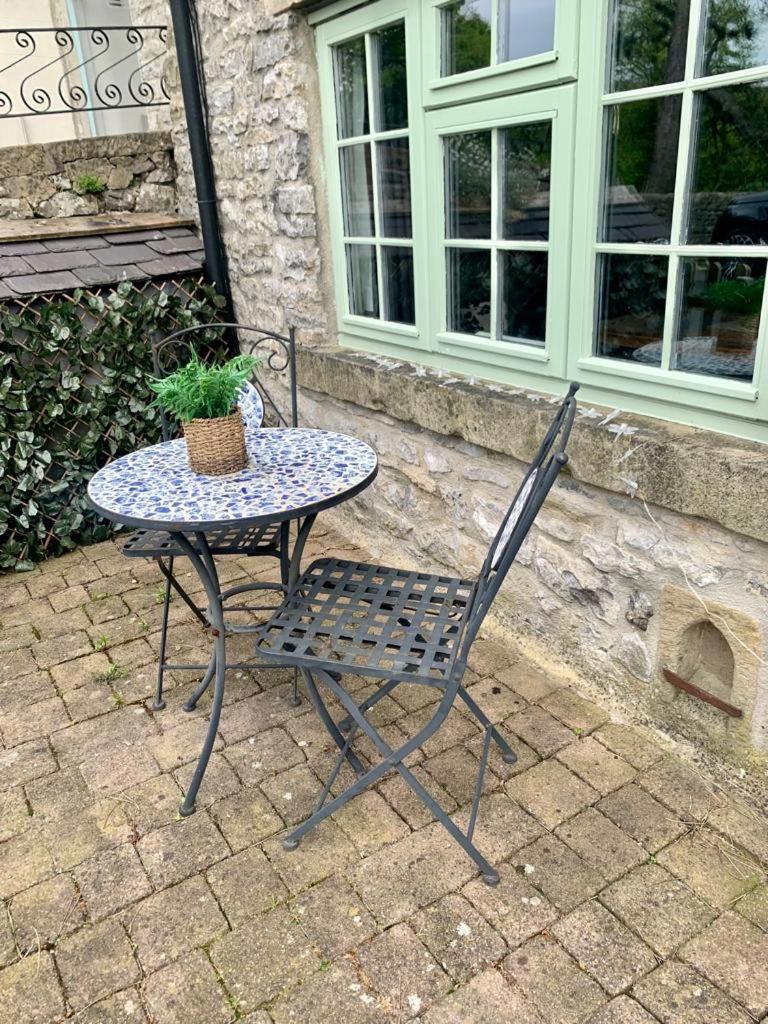 Gorgeous Cozy Cottage With A Heritage Feel, Walks, Pubs & Wood Burner Tideswell Extérieur photo